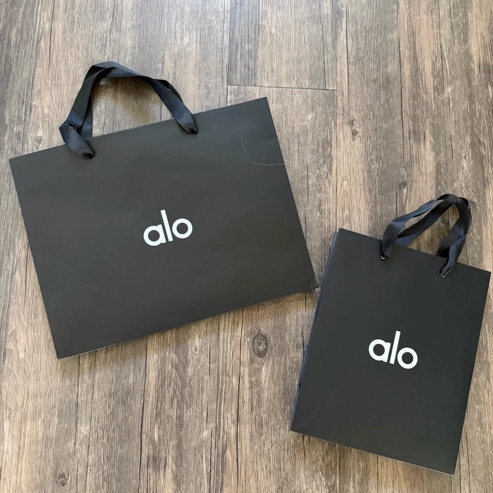 ALO Yoga Black Paper Shopping Bag Gift Bag Tote Luxury Reusable Set Two Trendy